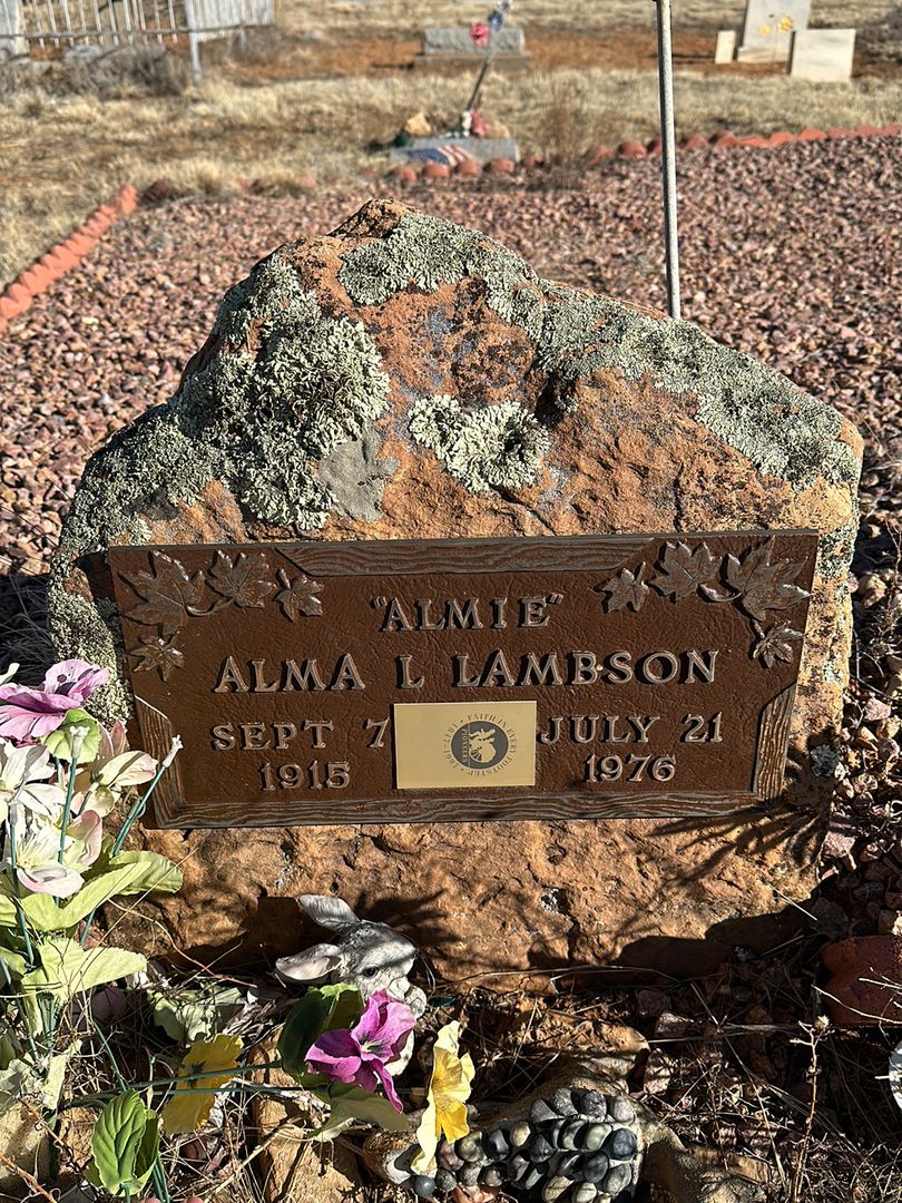 Alma L. "Almie" Lambson's grave. Photo 1