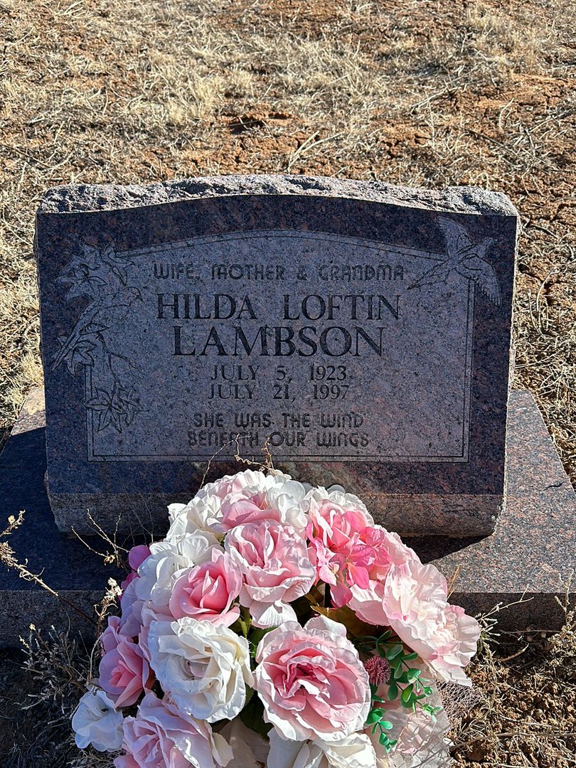 Hilda Loftin Lambson's grave. Photo 1