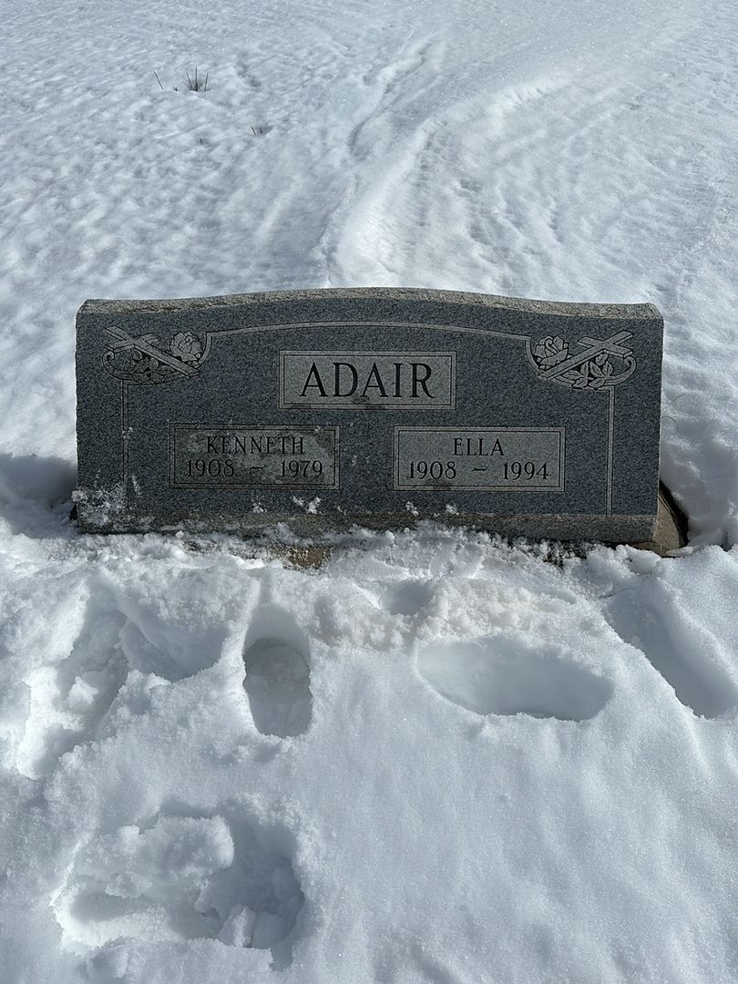 Ella Adair's grave. Photo 1