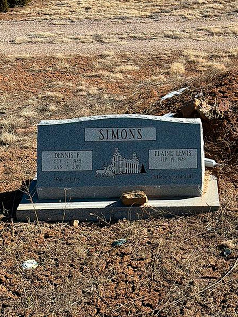 Dennis F. Simons's grave. Photo 1