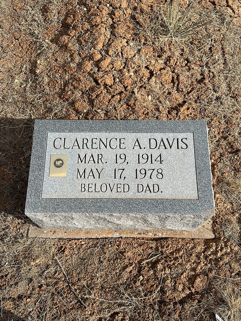 Clarence A. Davis's grave. Photo 1