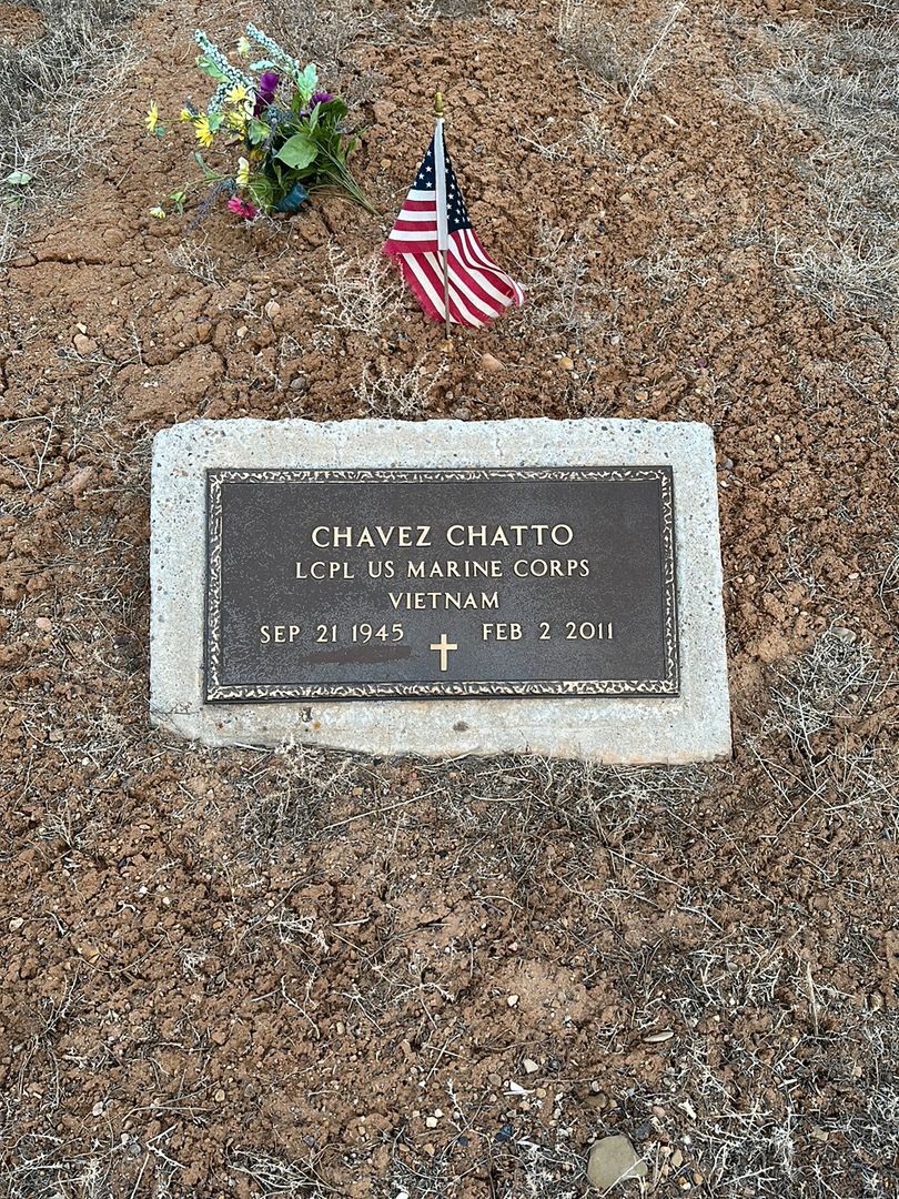 Chavez Chatto's grave. Photo 1