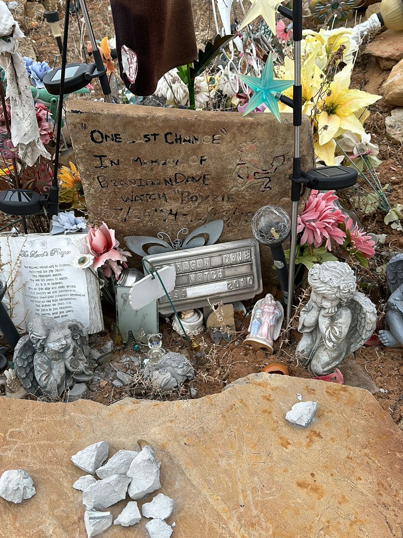 Branigan Dave "Boyzie" Watch's grave. Photo 1